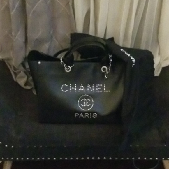 Bags,Clothing, accessories, jewelry, perfume, shoe - Picture 1 of 17